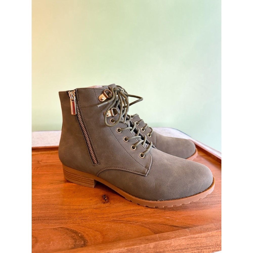 Market & Spruce Womens Shoe Size 8.5 Olive Green Lace Up Adair Bootie NWT